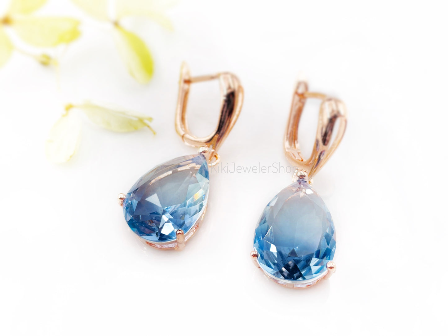 Large bicolor blue sapphire dangles gold