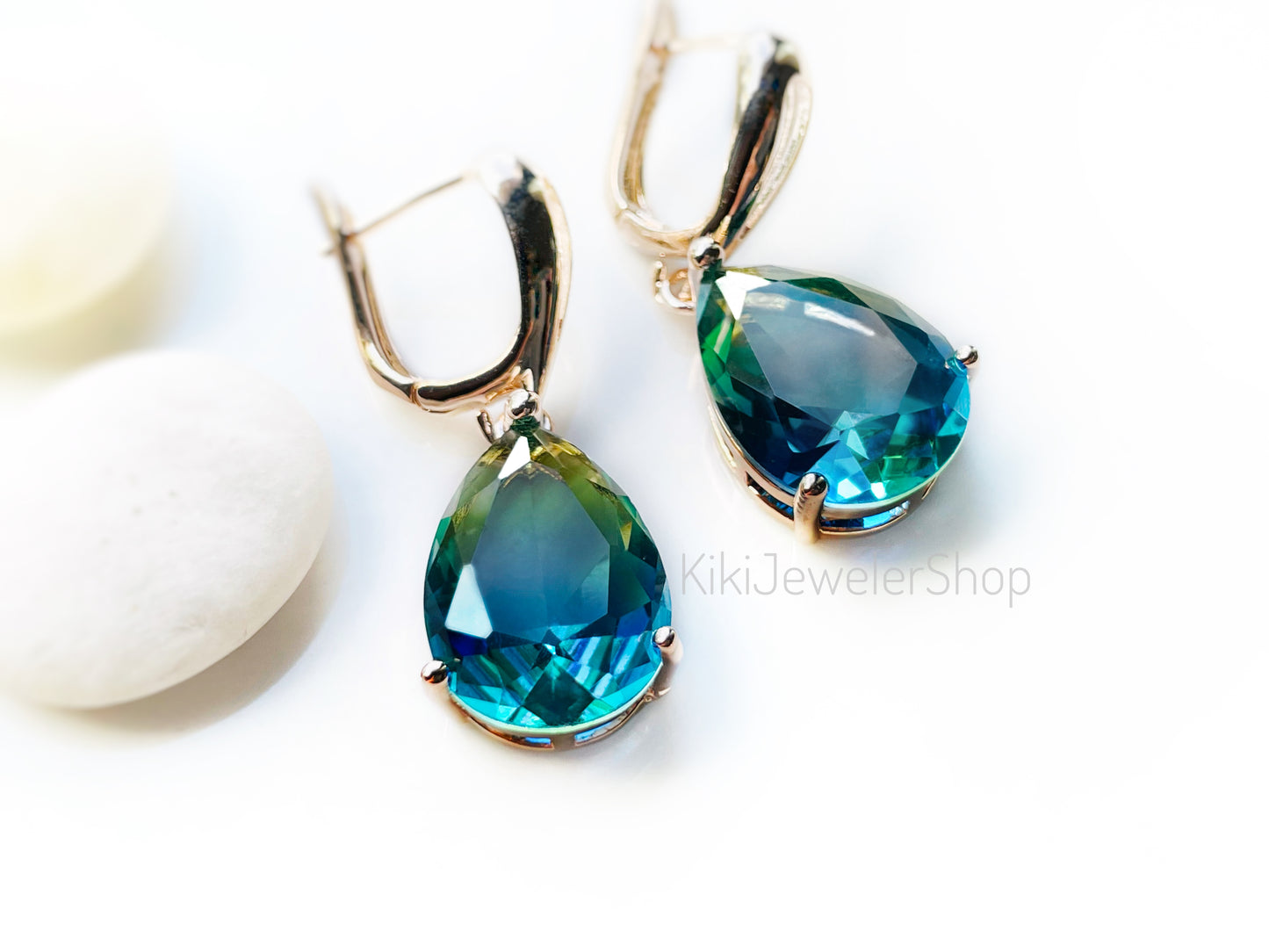 Large bicolor blue sapphire dangles gold