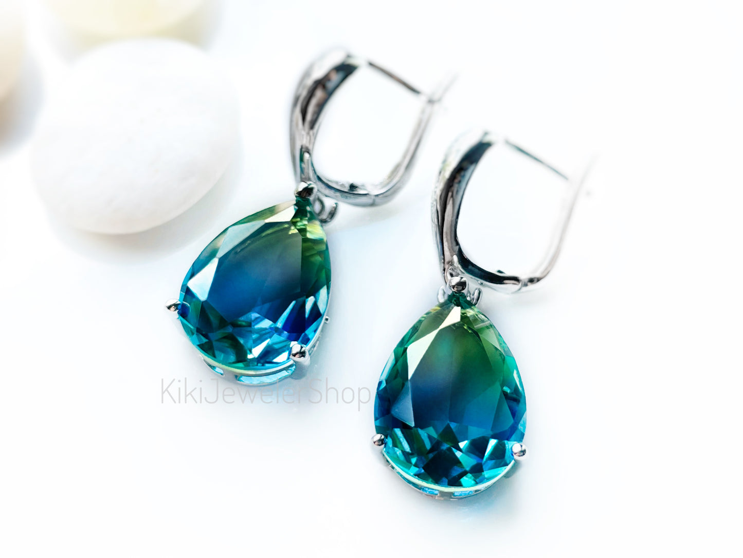 Large bicolor blue sapphire dangles gold