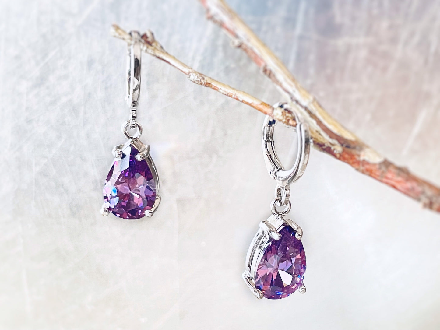 Amethyst teardrop dangle earring in 14k gold, February birthstones, purple gemstone earrings, gift for her, gift for mom