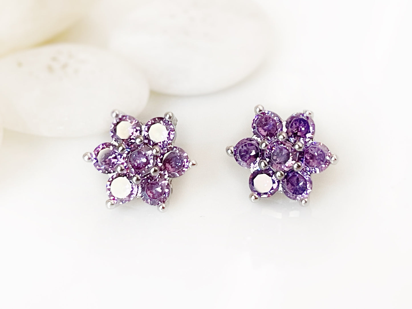 Small garnet flower stud earrings, small red gemstone floral studs, January birthstone, gift for women, gift for girls