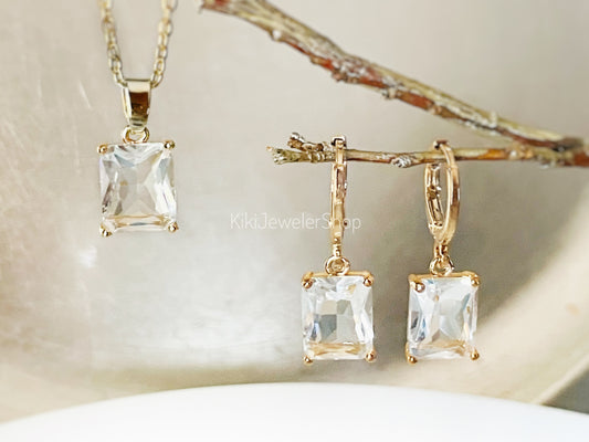 White sapphire 2pc jewelry set small emerald cut