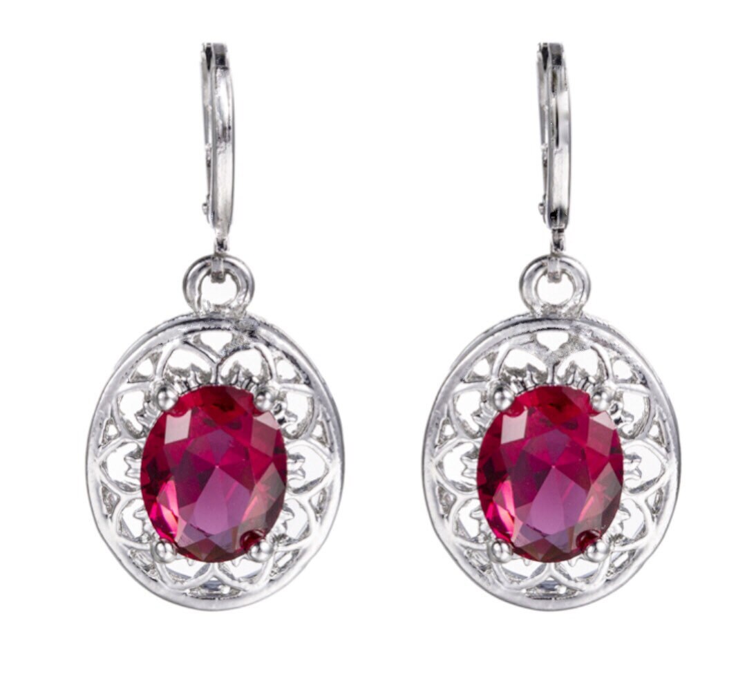 Large ruby dangling earring in 18k white gold, gift for her, gift for mom, July birthday gift