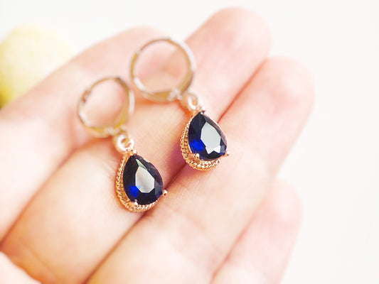 Teardrop sapphire dangle huggie earrings, sapphire blue gemstone earrings, gift for her, gift for daughter, September birthstone earrings