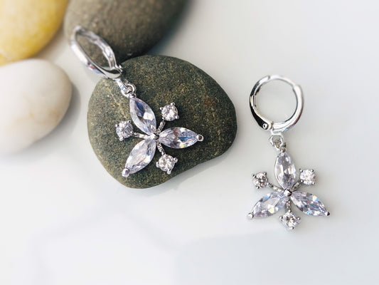 White sapphire cluster dangling earring in 18k white gold filled, snowflake drop earrings, gift for her, gift for mom