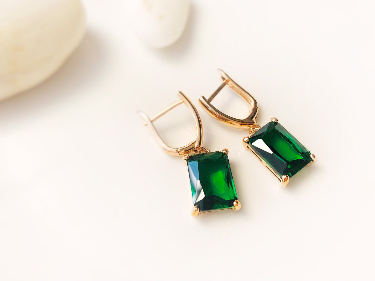 Large emerald cut emerald dangling earrings, May birthstone, green gemstone drop earrings, gift for her, gift for mom