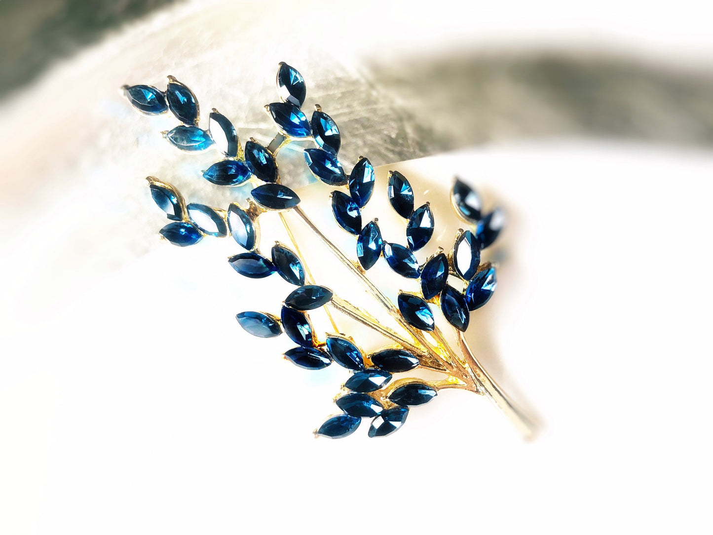 Blue sapphire tree branch brooch, tree crystal brooch pin, navy crystal brooch gold, gift for mom, gift for her