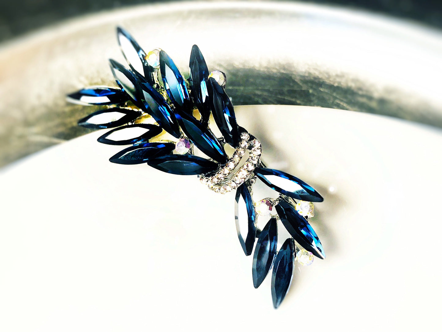 Blue sapphire brooch, bouquet brooch pin, wedding brooch, gift for mom, gift for her