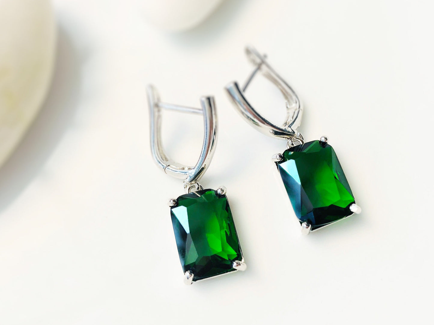 Large emerald cut emerald dangling earrings, May birthstone, green gemstone drop earrings, gift for her, gift for mom