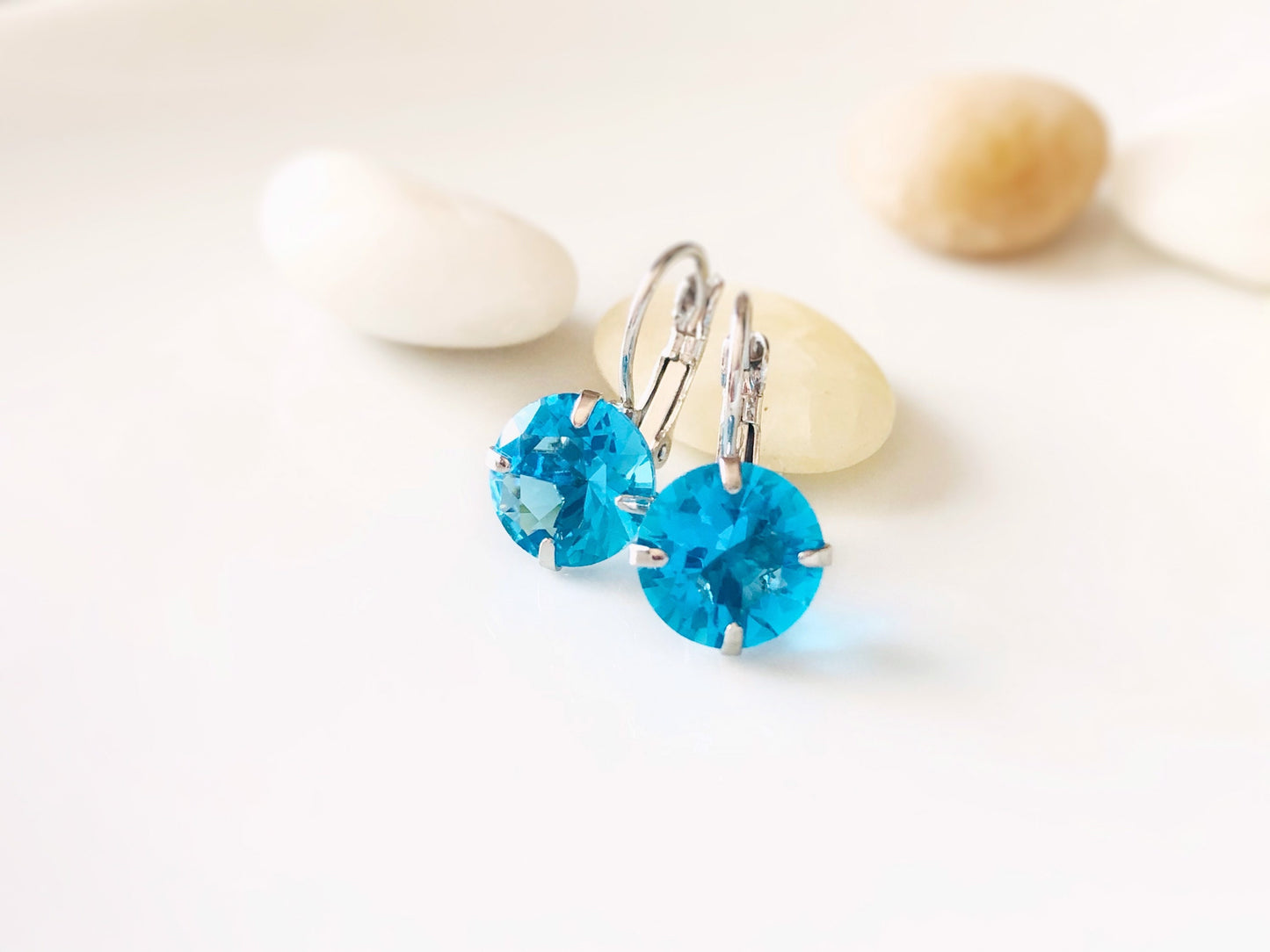 Blue topaz solitaire lever back earring in 18K white gold, gift for mom, November birthstone earrings