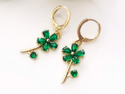 Emerald flower dangle earrings in 14K gold plated, green flower drop earrings, May birthstone earrings, gift for mom, gift for her