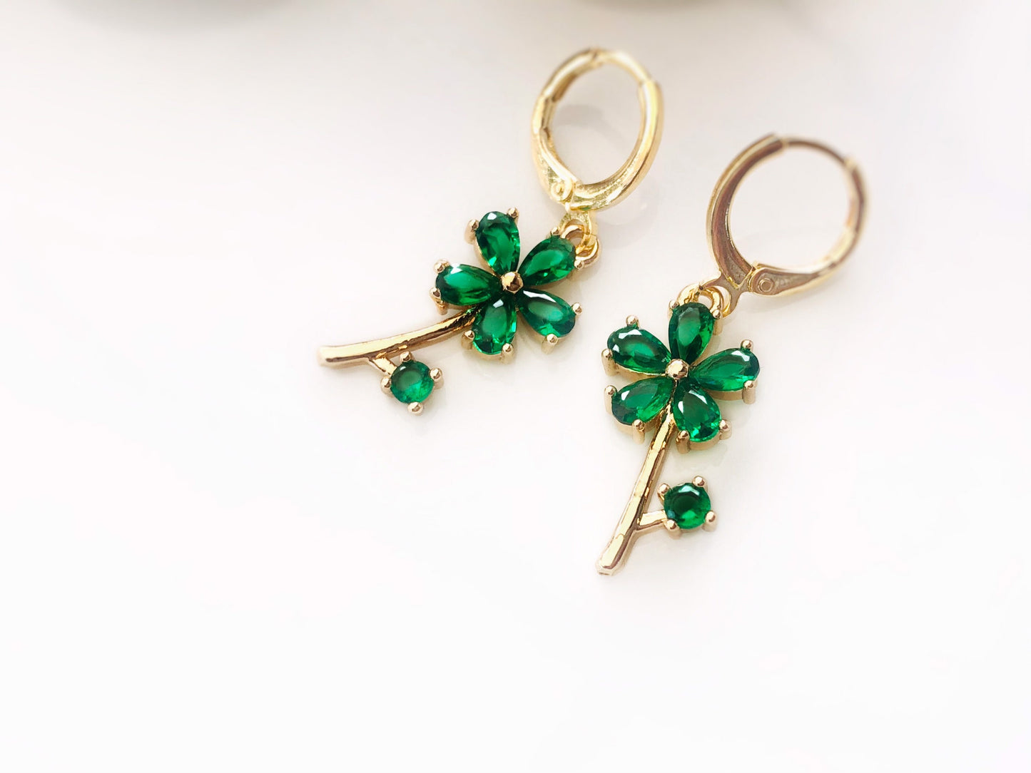 Emerald flower dangle earrings in 14K gold plated, green flower drop earrings, May birthstone earrings, gift for mom, gift for her