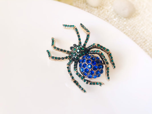 Crystal spider brooch pin, emerald sapphire crystal spider brooch, blue green crystal spider brooch, gift for her, gift for mom