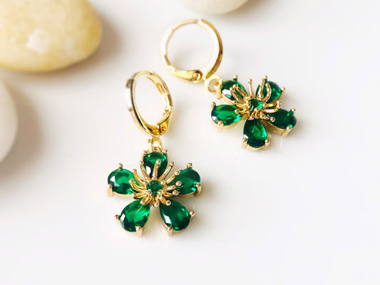 Emerald flower dangle earrings in 14K gold, green gemstone flower drop earrings, May birthstone earrings, gift for mom, gift for her