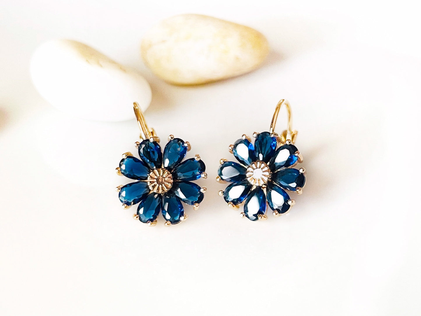 Blue sapphire flower dangle earrings, blue gemstone daisy floral earrings, September birthstone earring, gift for mom, gift for her