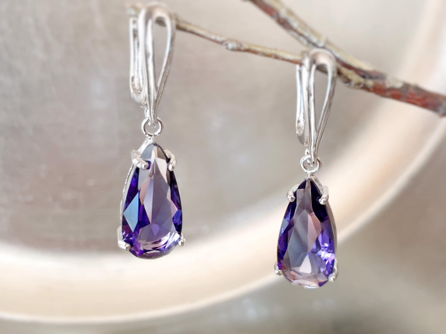 Teardrop amethyst dangling earring in 18K white gold, amethyst drop earrings, gift for her, gift for mom, February birthstone