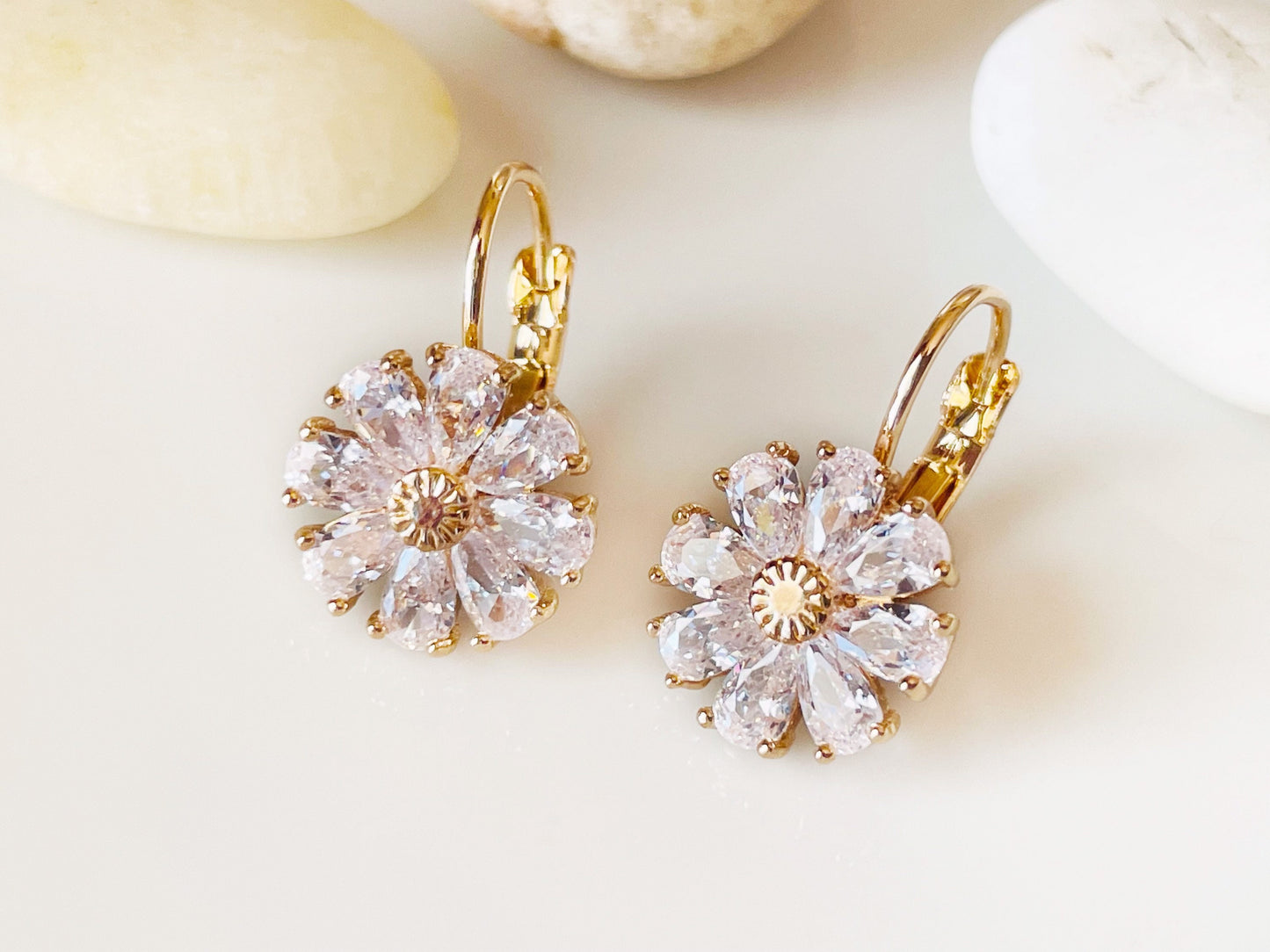 White sapphire flower dangle earrings, white gemstone daisy flower earrings, April birthstone earrings, gift for her, bridesmaids gift