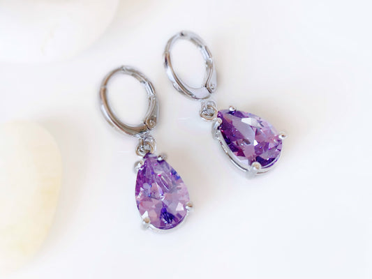 Amethyst gemstone huggie dangling earring in 18K white gold, February birthstones, purple gemstone earrings, gift for her, gift for mom