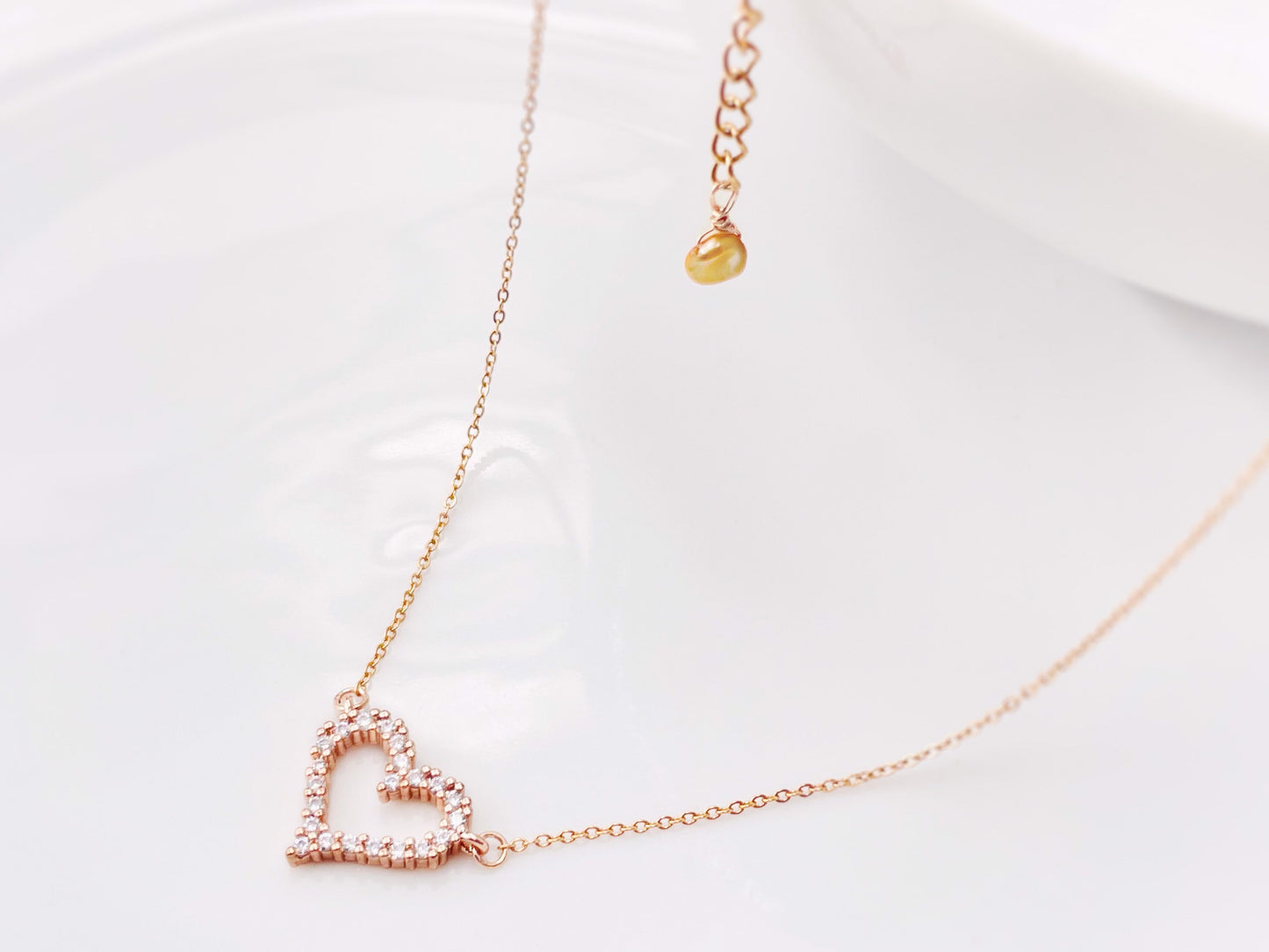 White sapphire Heart Pendant Necklace in 18K Rose Gold Fillled, Dainty Necklace, Gift for Women, Gift for Mom