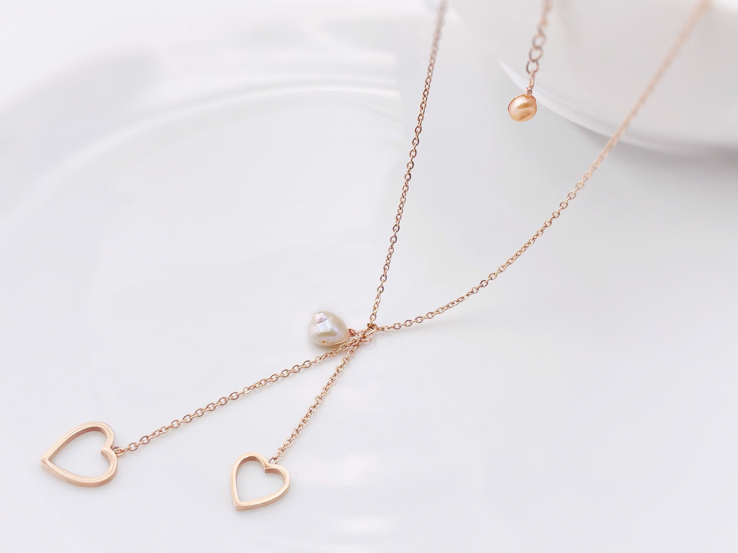 Double heart pearl lariat necklace in 18K rose gold, baroque pearl Y necklace, valentines gift, gift for her