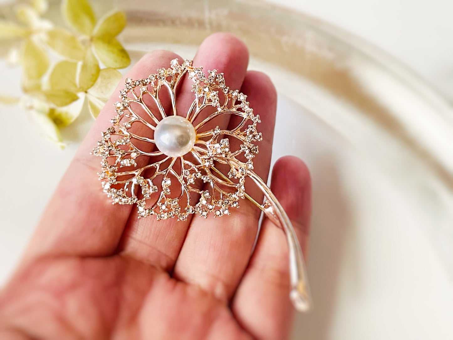 Pearl crystal flower brooch pin rose gold, crystal dandelion wedding brooch, gift for her, gift for mom