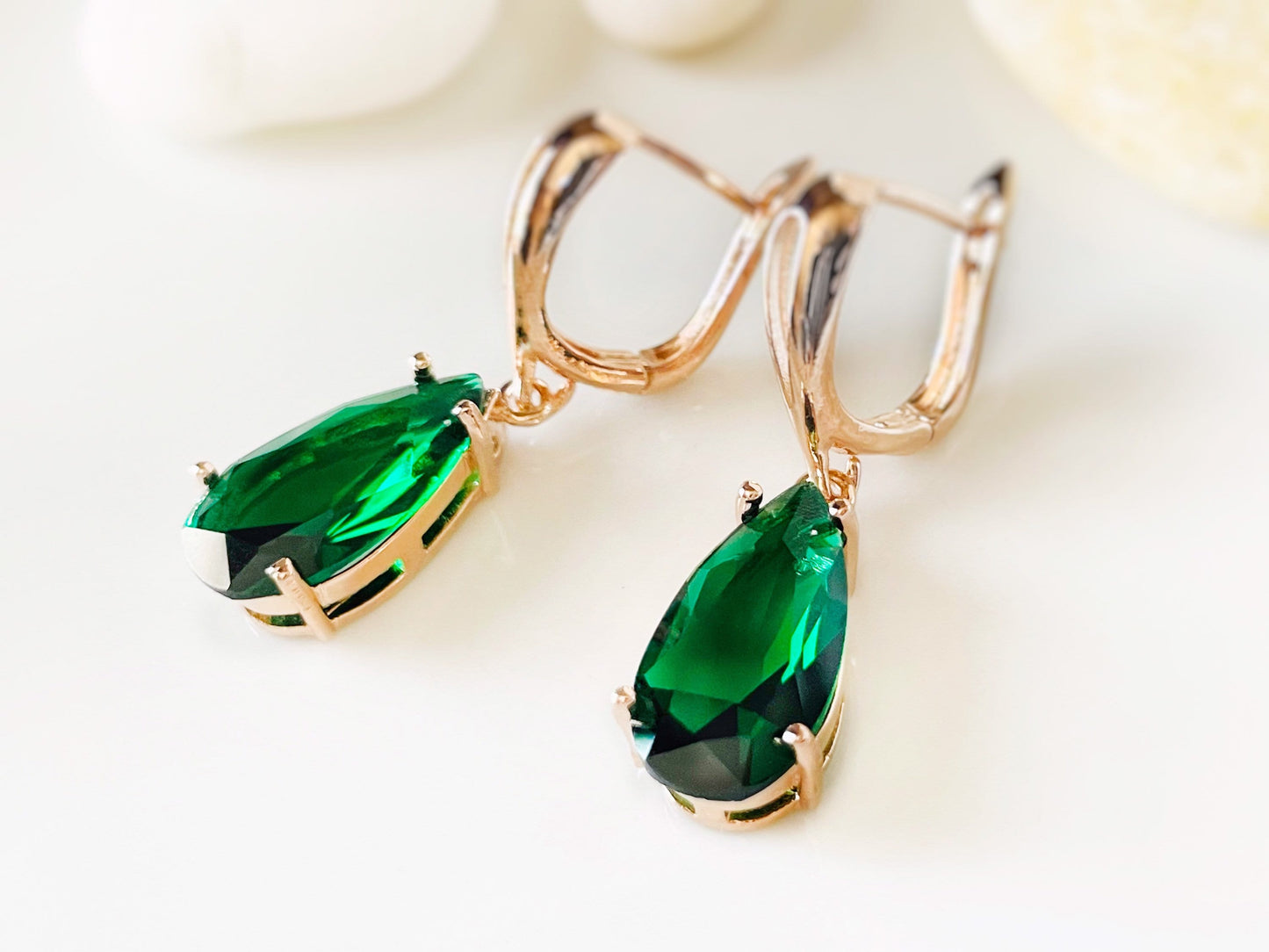 Teardrop emerald earring white gold, green gemstone drop earrings, bridesmaids earrings, gift for her, for mom, May birthstone