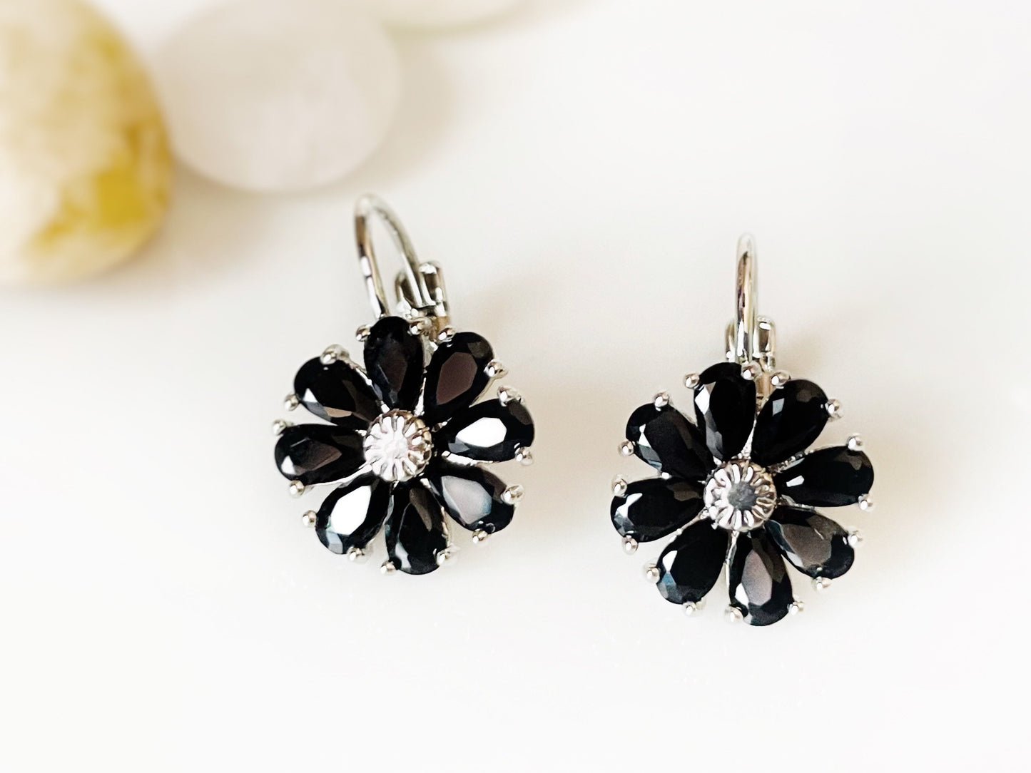 Onyx flower dangle earrings, black gemstone daisy flower earrings, small daisy flower leverback earrings, gift for mom, gift for her