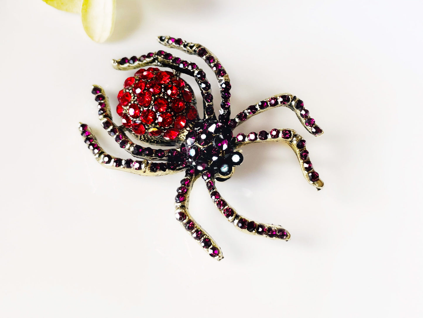 Crystal spider brooch pin, emerald sapphire crystal spider brooch, blue green crystal spider brooch, gift for her, gift for mom