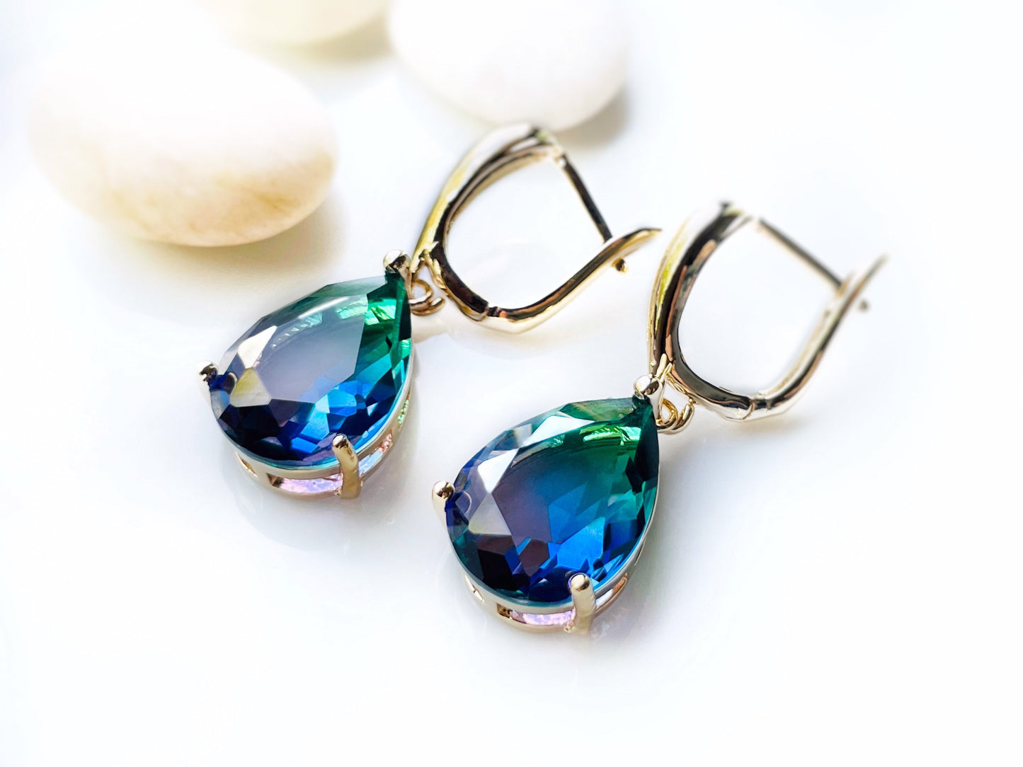 Large bicolor tanzanite earring 18K white gold, large teardrop bicolor green purple dangle earrings, gift for her, gift for mom