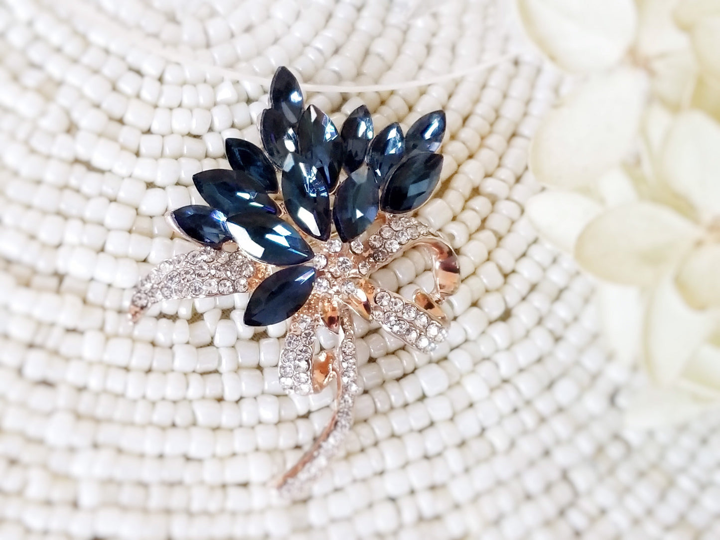 Sapphire floral bouquet brooch, dark blue floral crystal brooch, bridal party brooch, gift for her, gift for mom