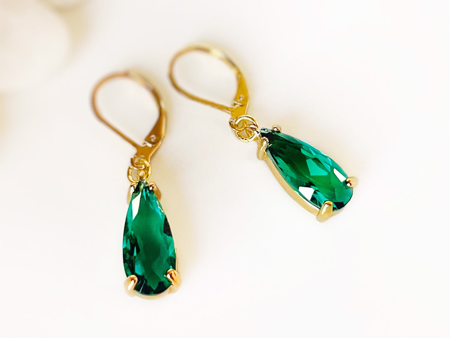 Teardrop emerald gemstone dangle earrings gold, elongated green gemstone gold, gift for her, gift for daughter, May birthstone earrings