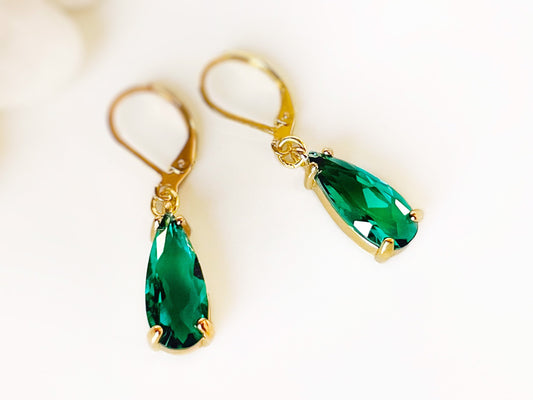 Teardrop emerald gemstone dangle earrings gold, elongated green gemstone gold, gift for her, gift for daughter, May birthstone earrings