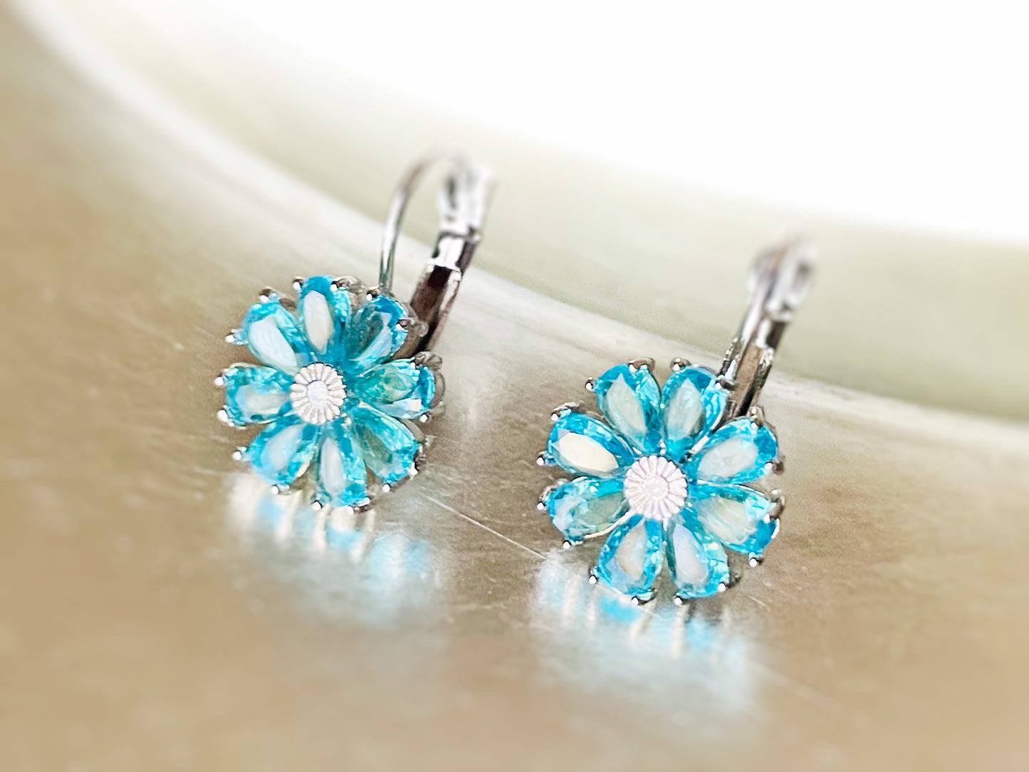 Blue topaz daisy leverback earrings, blue gemstone flower earrings, December birthstone earrings, gift for mom, gift for her