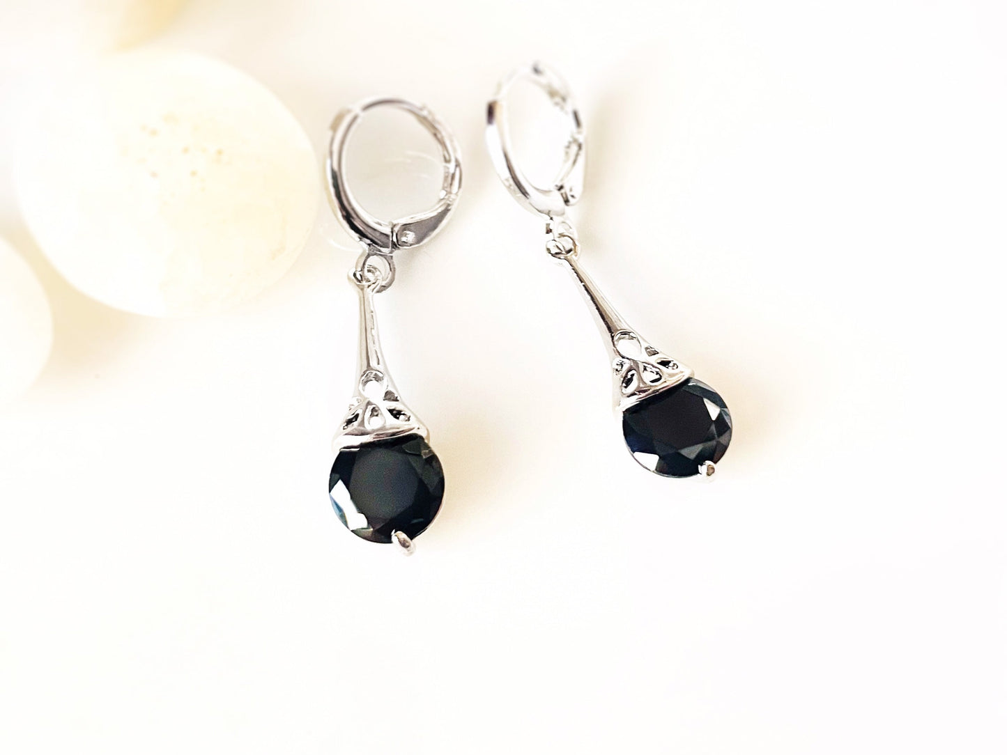 Onyx filigree dangle earrings, small black gemstone earrings, gift for her, gift for girls, simple dangle earrings