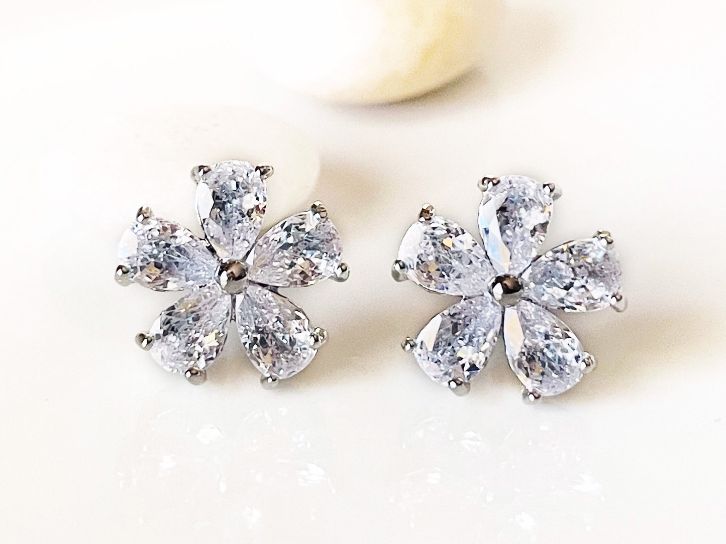 Flower earring studs, white sapphire flower earrings, bridal earrings, gift for her, gift for mom, April birthstone