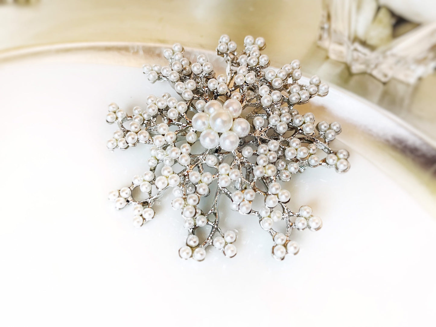 Large pearl brooch pin, starburst pearl statement brooch, wedding bouquet brooch, bridal bouquet brooch, gift for her