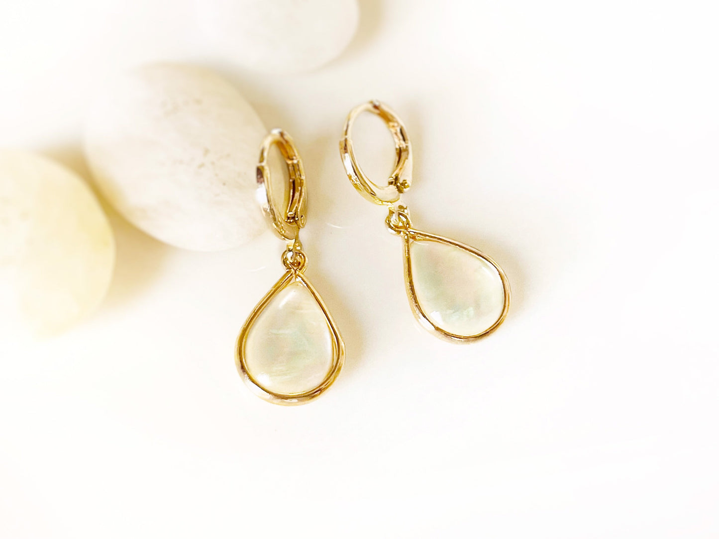 Teardrop white abalone dangle earring 14K gold, ivory abalone drop huggie earrings, gift mom, give for her