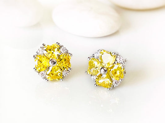 Small citrine flower stud earrings, yellow gemstone flower stud earrings, November birthstone, gift for her, gift for girl