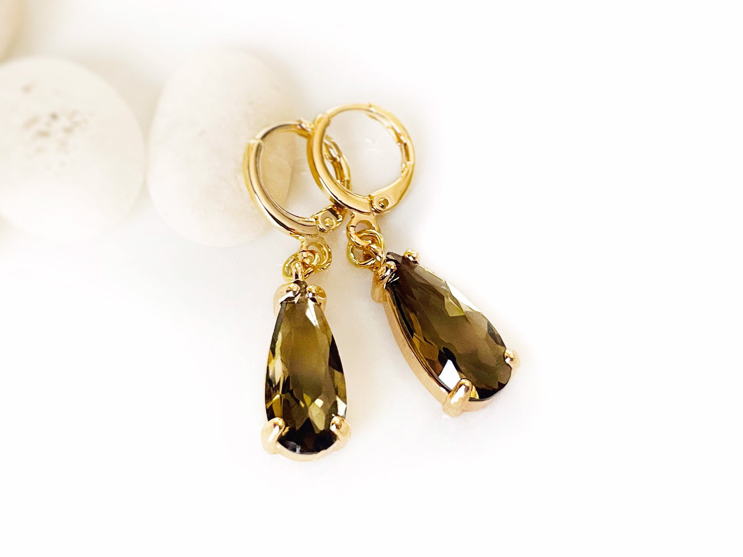 Teardrop peridot gemstone dangle earrings gold, elongated olive green gemstone gold, gift for her, august birthstone earrings