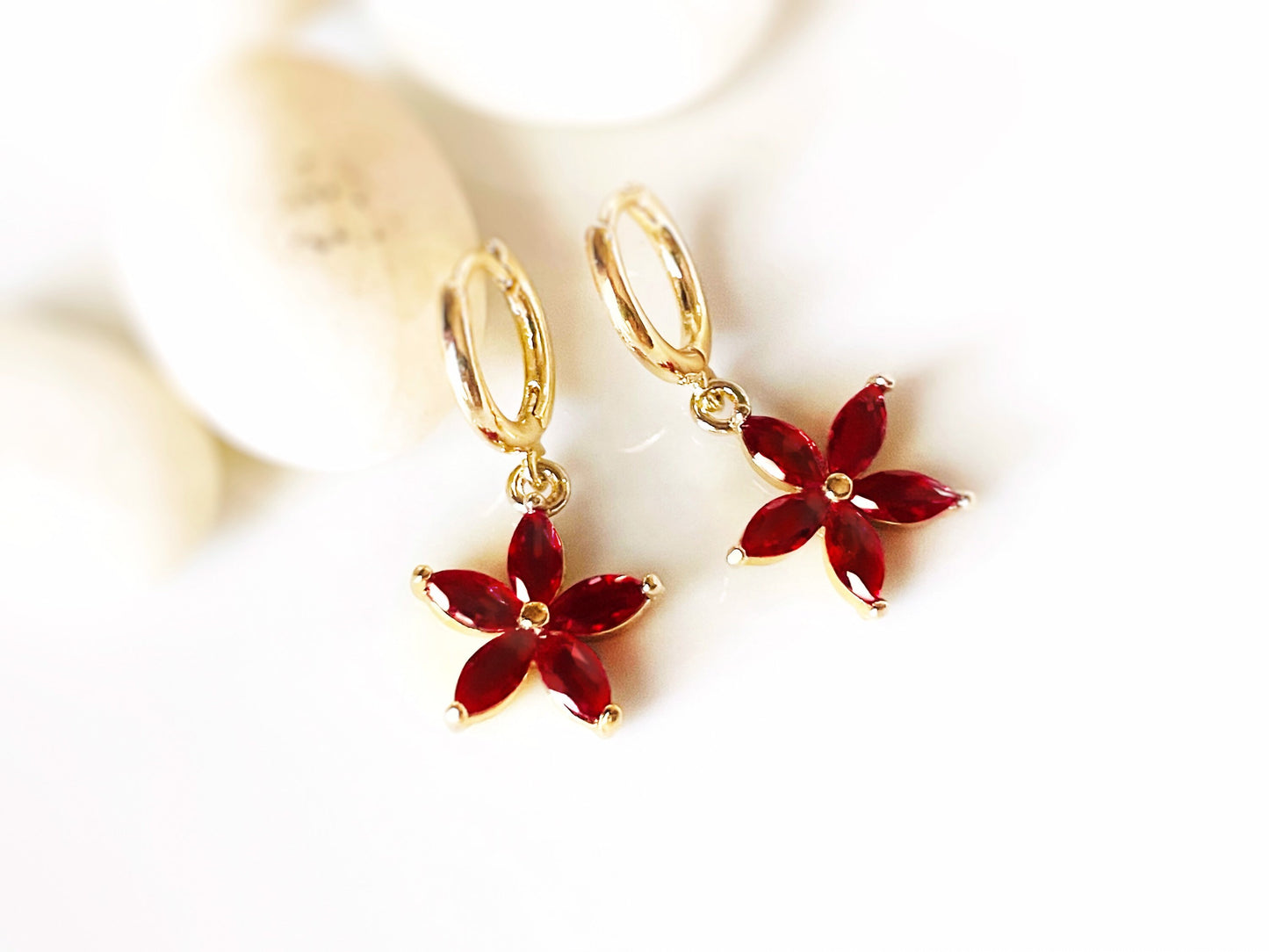 Garnet flower dangle earrings in 14k gold, red flower drop earrings, January birthstone earrings, gift for mom, gift for her