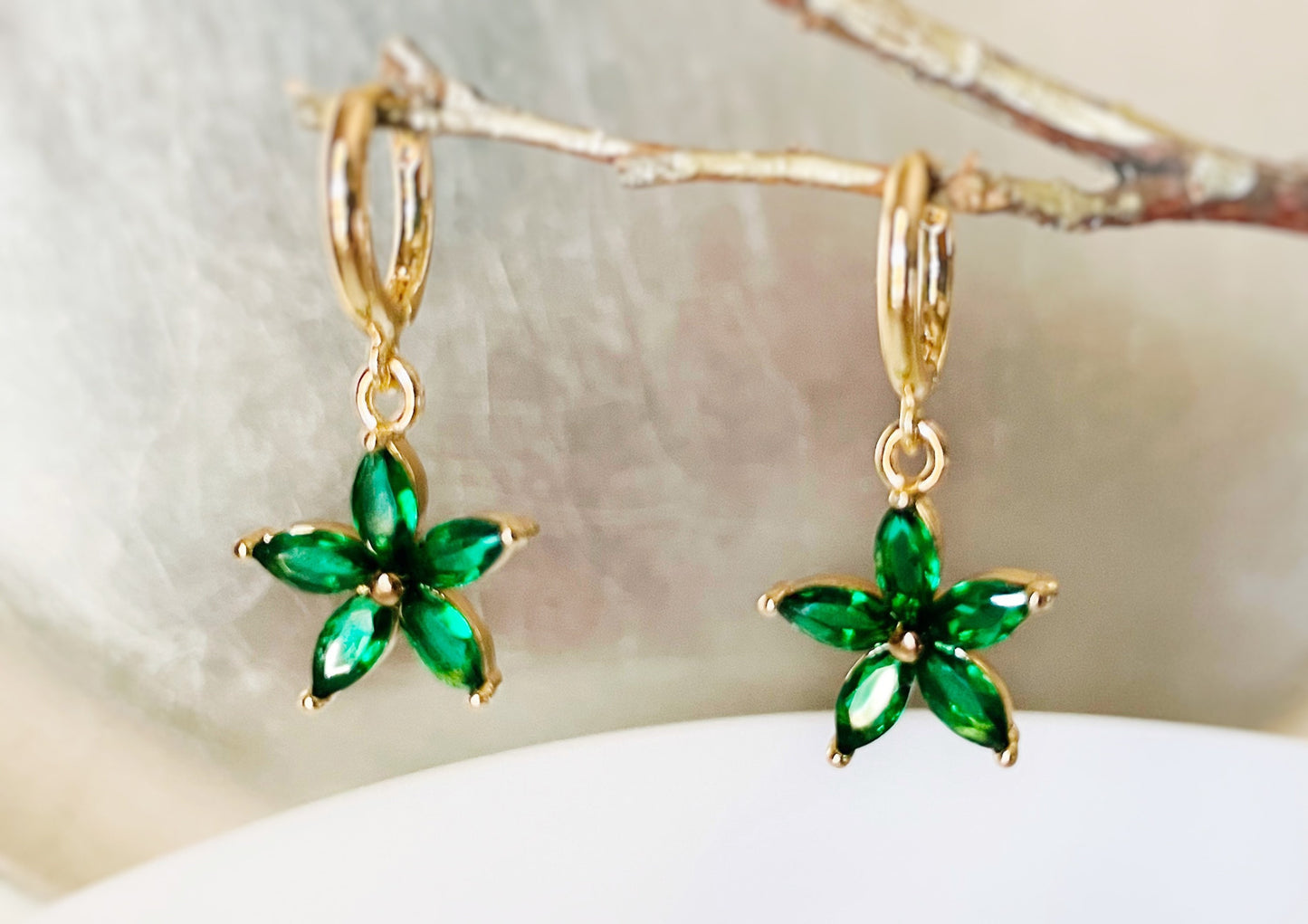 Emerald flower dangle earrings in 14k gold, green flower drop earrings, May birthstone earrings, gift for mom, gift for her