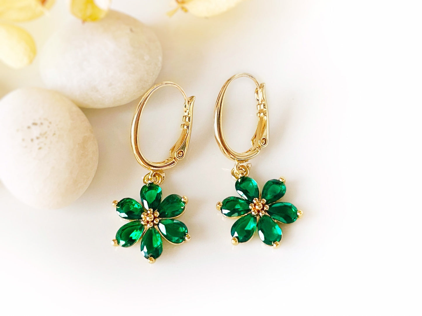 Emerald flower dangle earrings in 14k gold, green flower gold drop earrings, May birthstone earrings, gift for mom, gift for her