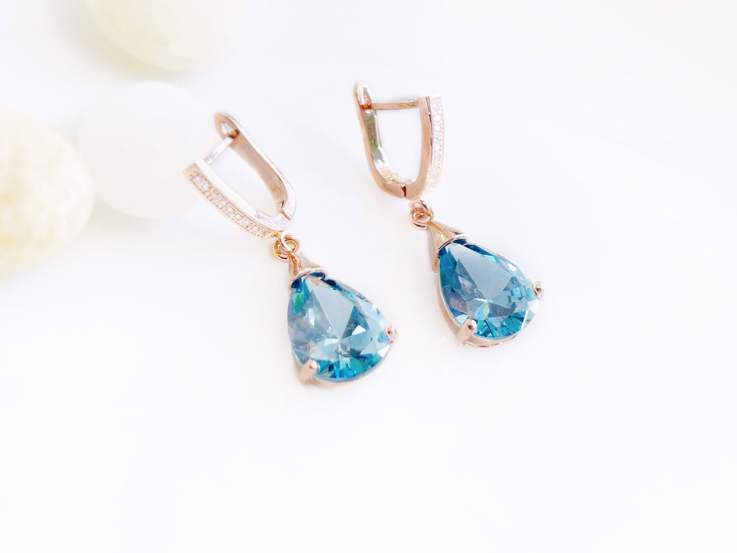 London blue topaz gemstone dangling earring in 18K white gold, bridal earrings, gift for her, gift for mom, December birthstone