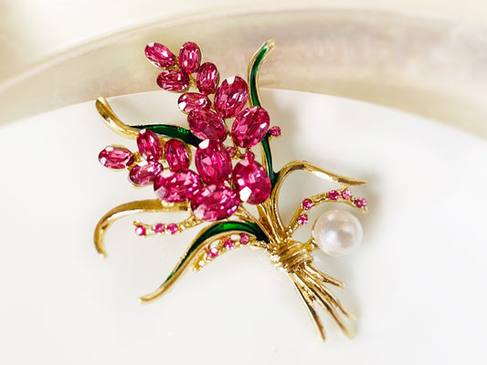 Large pink floral pearl crystal brooch gold, deep pink flower brooch pin, wedding statement bouquet brooch, gift for her, gift for mom