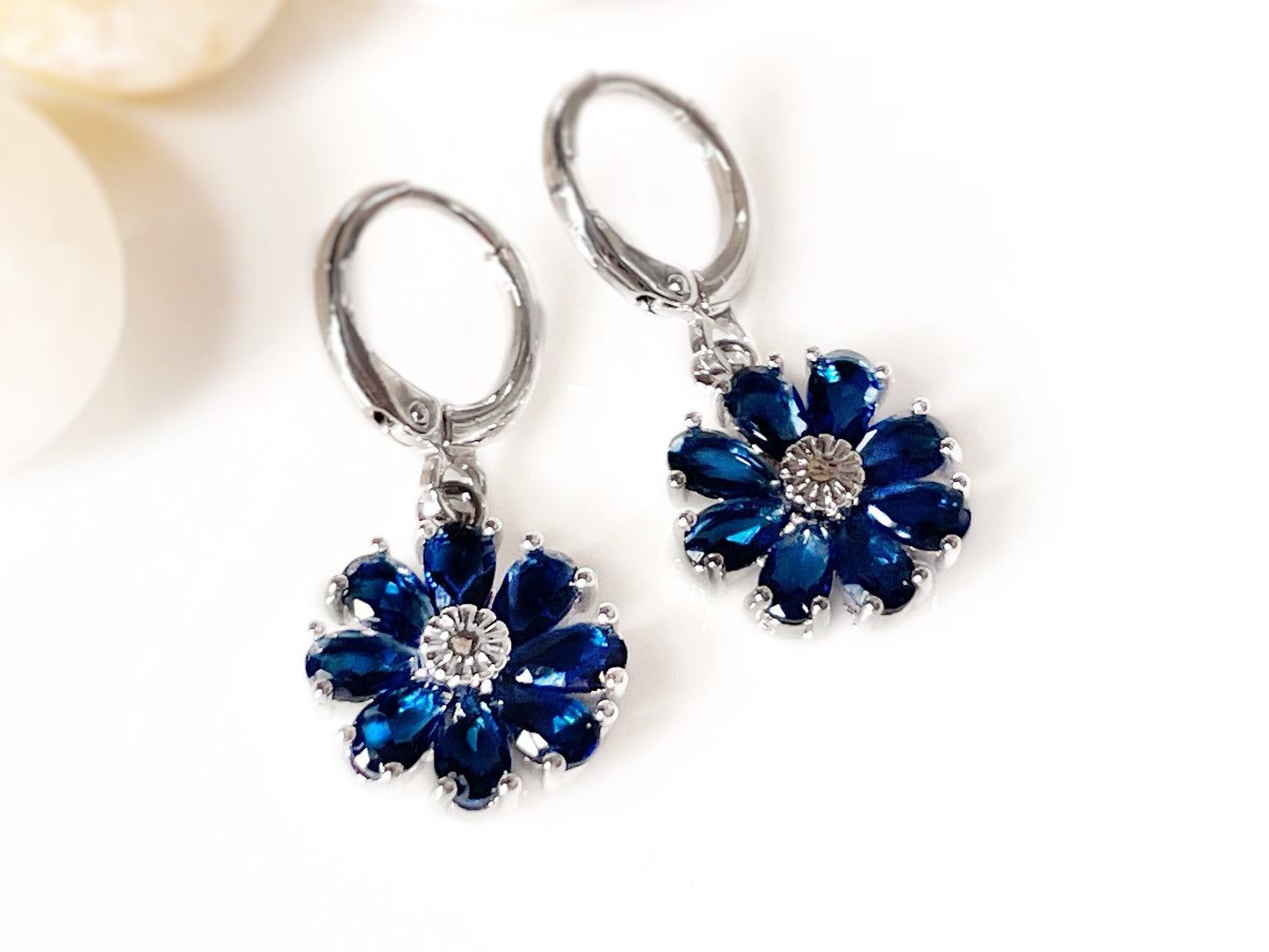 Blue sapphire flower dangle earrings, blue gemstone daisy floral earrings, September birthstone earring, gift for mom, gift for her