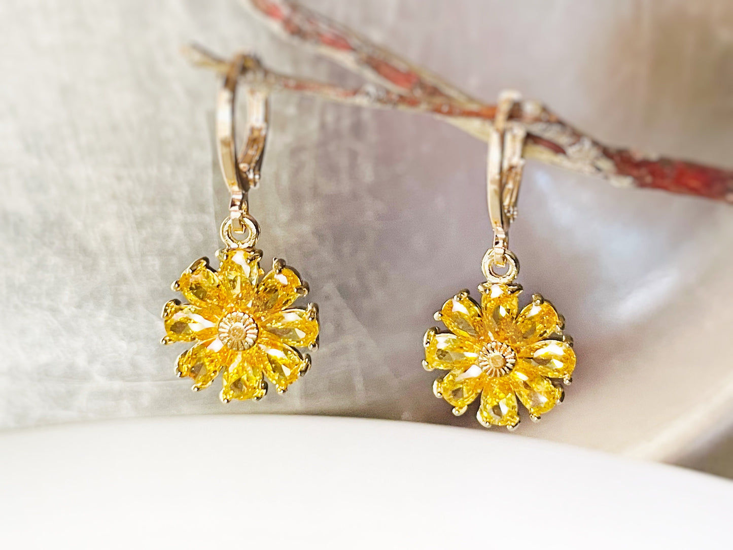 Citrine flower dangle earrings, yellow gemstone daisy flower earrings, November birthstone earrings, gift for mom, gift for her