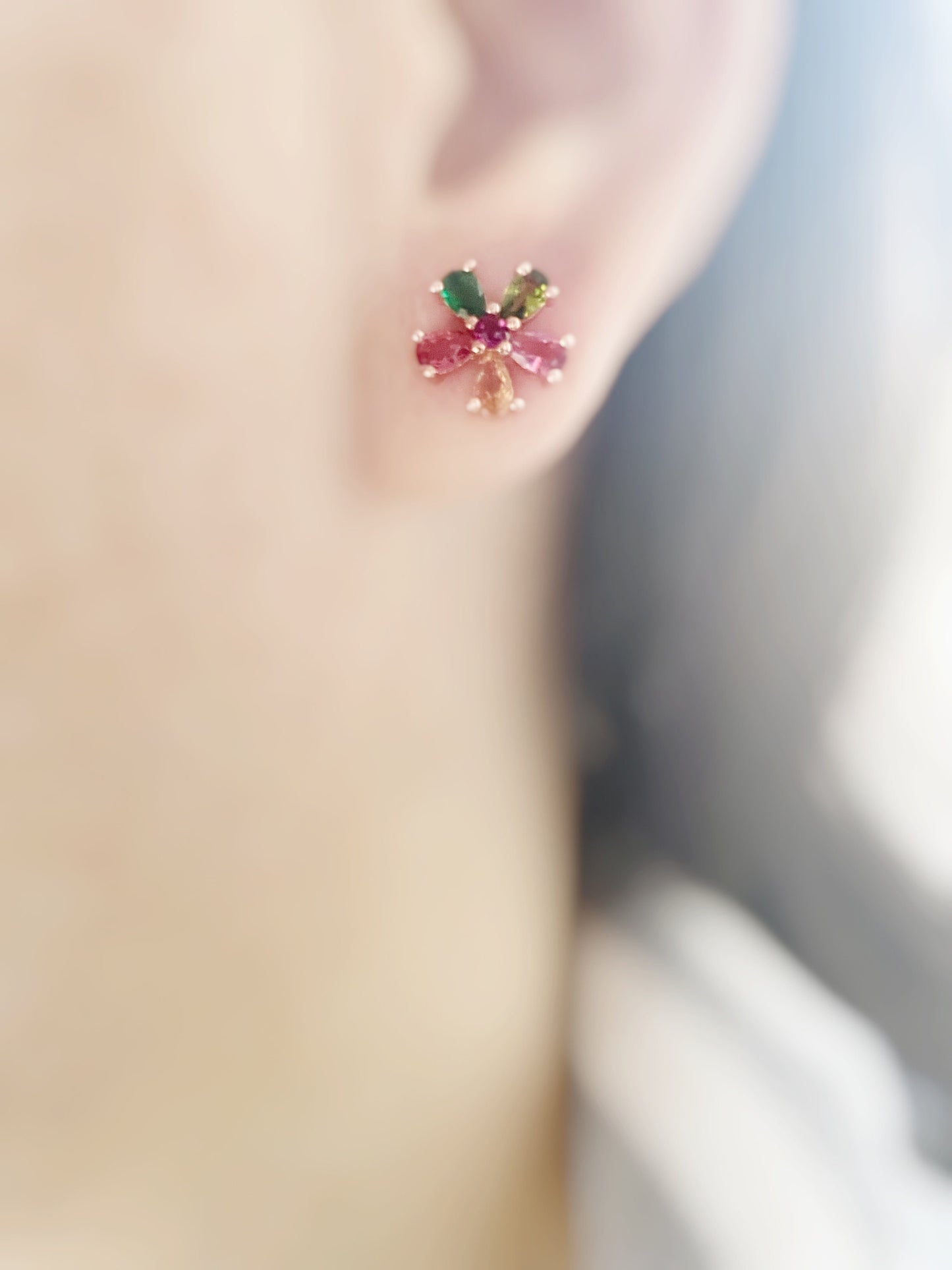 Small multicolor  flower stud earrings, rainbows tourmaline gemstone flower earrings, gift for her, gift for daughter, gift for girls