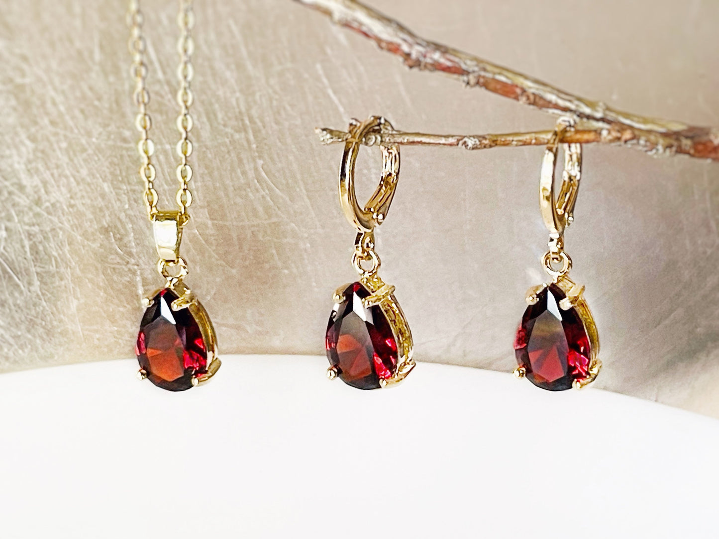 Garnet teardrop 2pc jewelry set, red gemstone dangle earring necklace set, gift for her, gift for girl, January birthstone, bridal jewelry